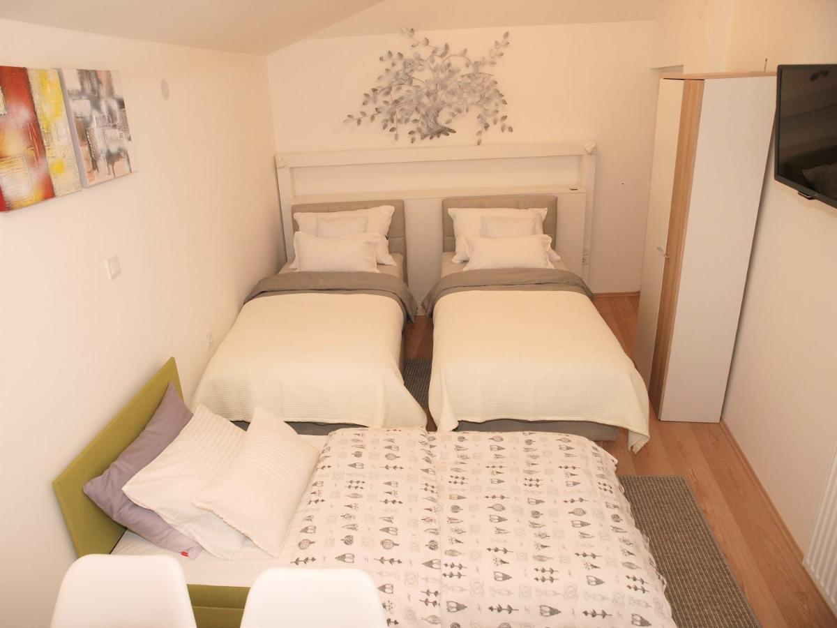Cozy Studio Apartment Tian In Zagabria Esterno foto