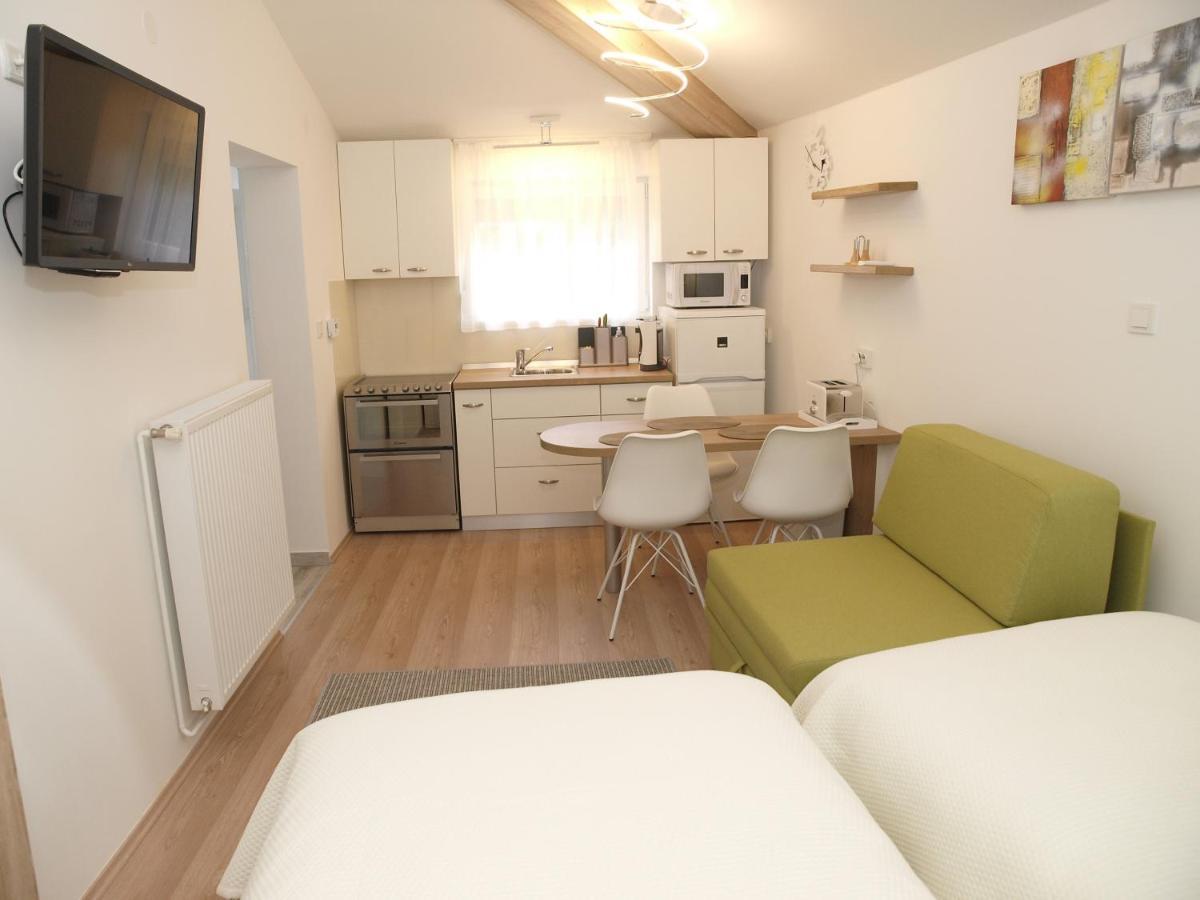 Cozy Studio Apartment Tian In Zagabria Esterno foto