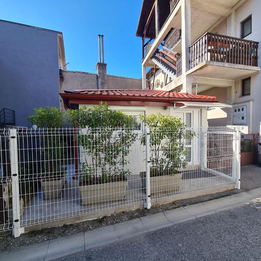 Cozy Studio Apartment Tian In Zagabria Esterno foto