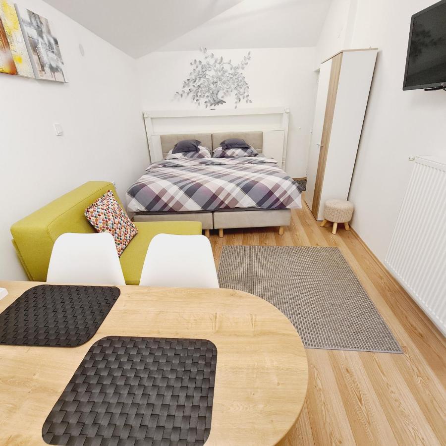 Cozy Studio Apartment Tian In Zagabria Esterno foto