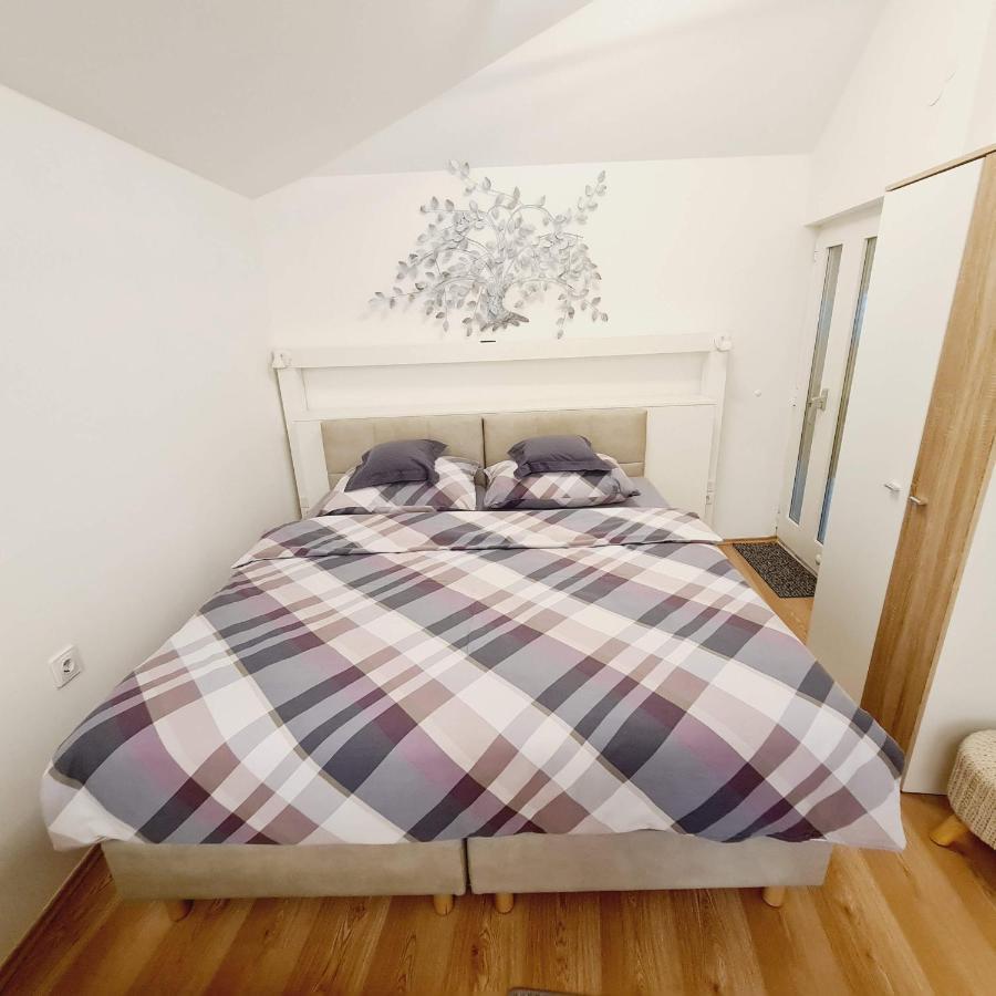 Cozy Studio Apartment Tian In Zagabria Esterno foto