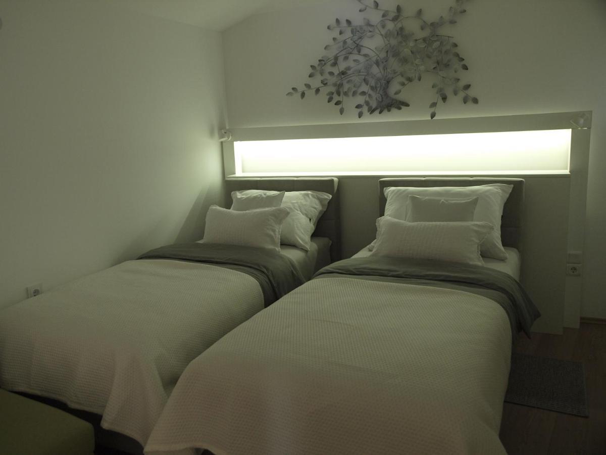 Cozy Studio Apartment Tian In Zagabria Esterno foto